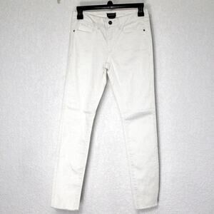 Bebe Heartbreaker Ankle Skinny Jean Size 26 Bedazzled Heart Pocket